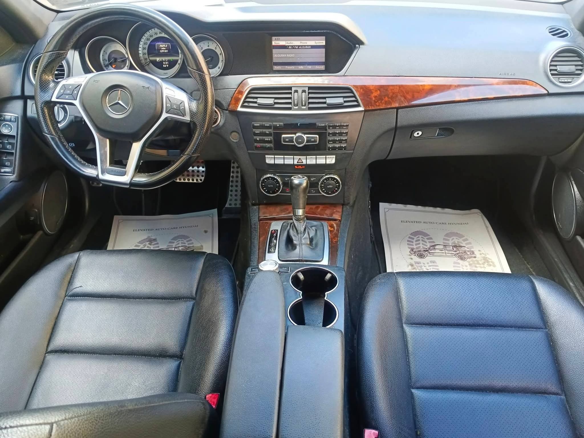 مرسيدس بينز C 300 2013 مستعملة — الزعيم لتجارة السيارات والعقارات — صورة 8 من 15