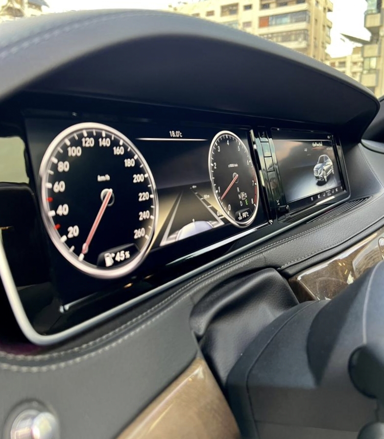 مرسيدس بينز S 550 2015 مستعملة — الزعيم لتجارة السيارات والعقارات — صورة 11 من 15